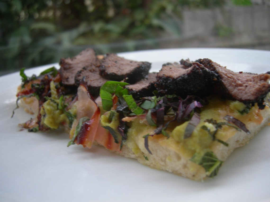 Pizza with Lamb and pea puree