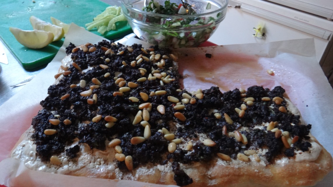 Lahmacun Pizza