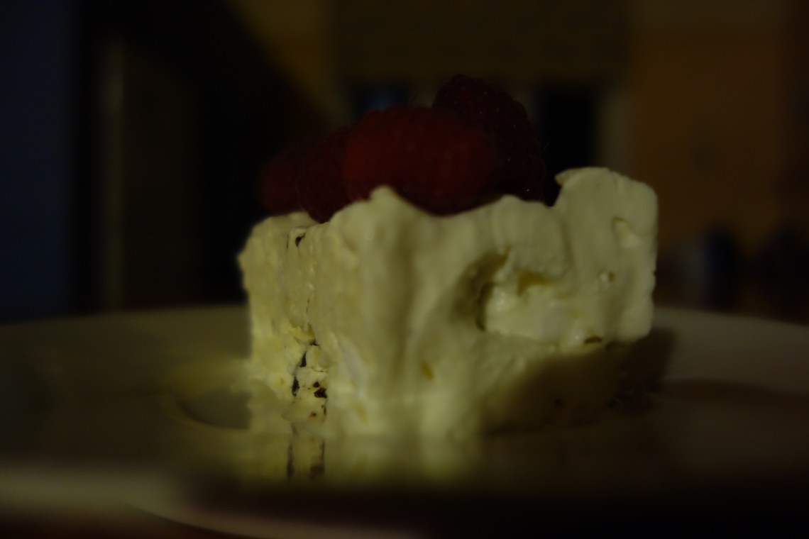 Nigella's Meringue Gelato Cake I